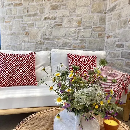 Eirini - Peace And Tranquility - A Hideaway Anogia (Rethymno)