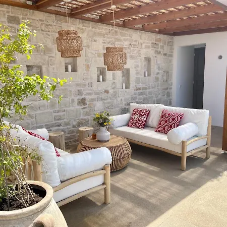 Eirini - Peace And Tranquility - A Hideaway *